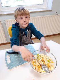 Frischer Obstsalat.jpg